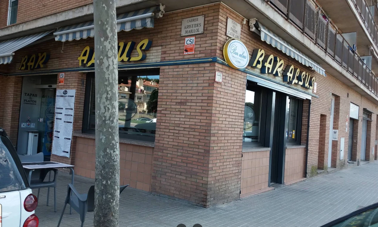 Fachada de ALSUS BAR RESTAURANT en Mataró